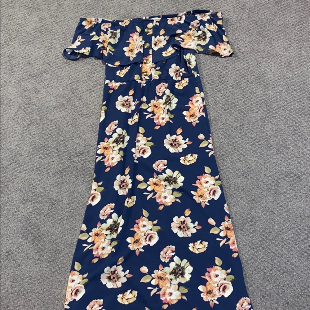 NEVER WORN off the shoulder dress